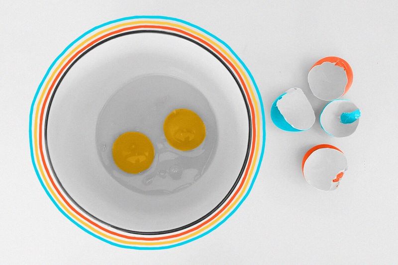 Alfred Hitchcock was afraid of eggs.