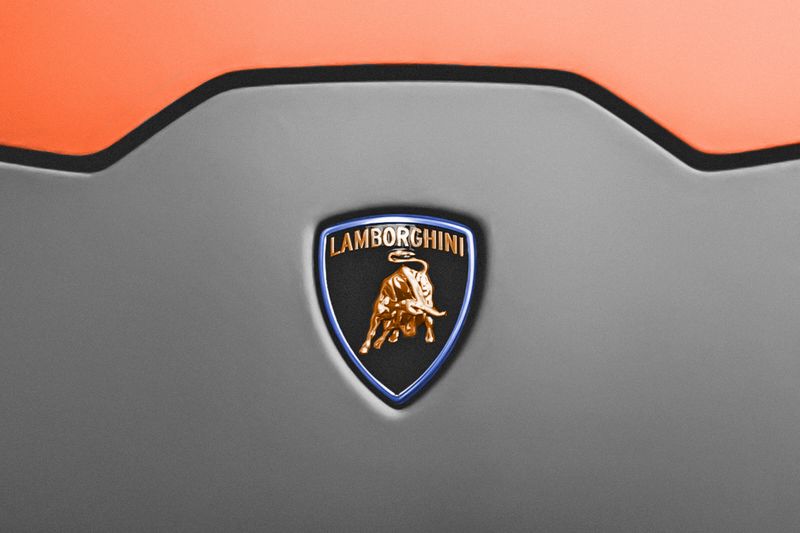 The True Stories Behind 5 Famous Car Logos