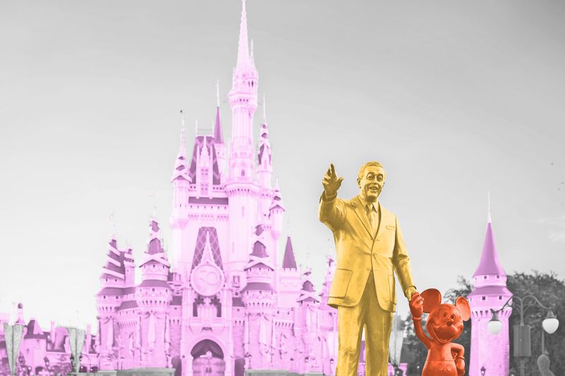 5 Tricks Disney’s Parks Use To Seem More Magical